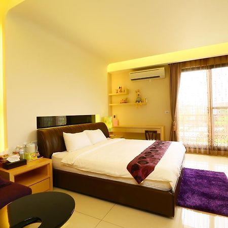 Sakura Love River Bed And Breakfast Dongshan  Eksteriør billede