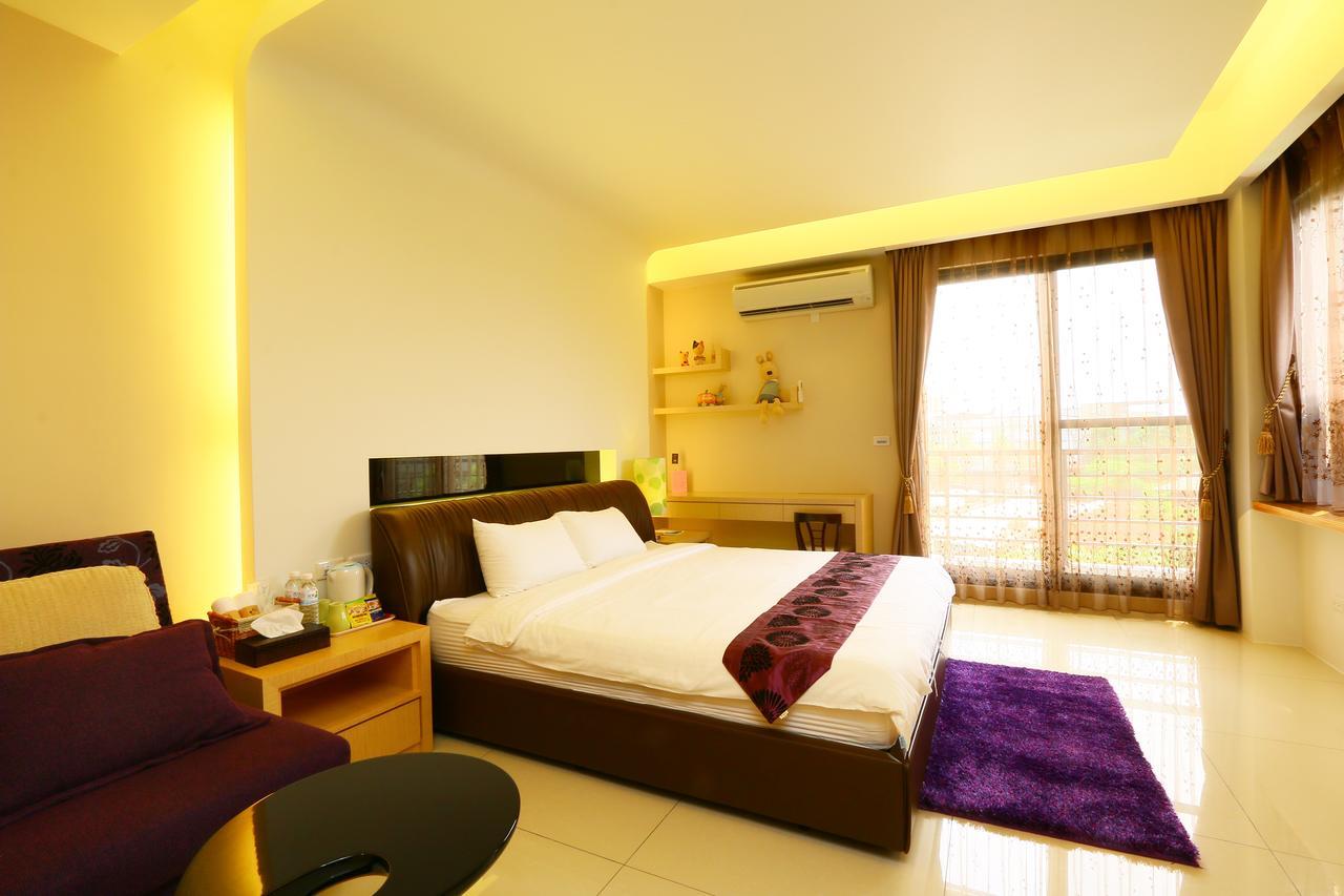 Sakura Love River Bed And Breakfast Dongshan  Eksteriør billede