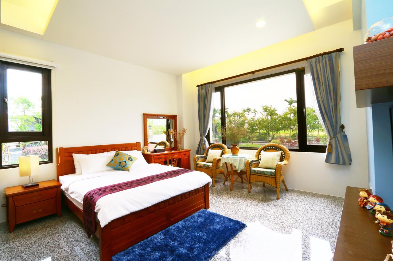Sakura Love River Bed And Breakfast Dongshan  Eksteriør billede