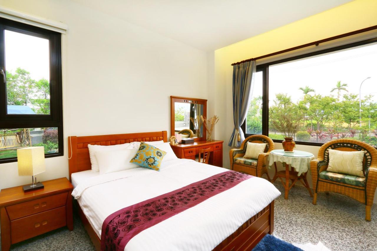 Sakura Love River Bed And Breakfast Dongshan  Eksteriør billede